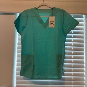 Mandala Aqua 6 Pocket Scrub Top Small S NWT